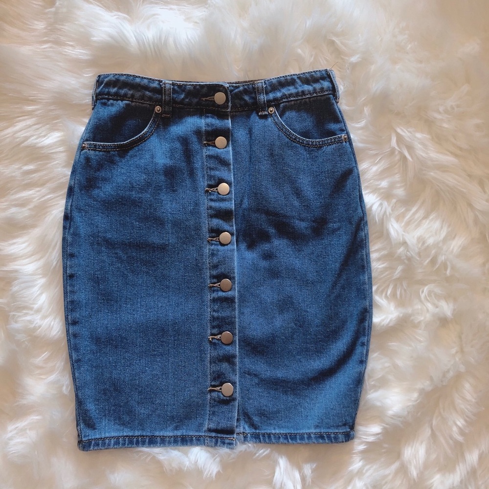 Forever 21 Button Front Denim Pencil Skirt